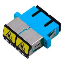 ADAPTADOR ÓPTICO   SC/UPC (duplex) [Con protector metÓlico Anti-Polvo]